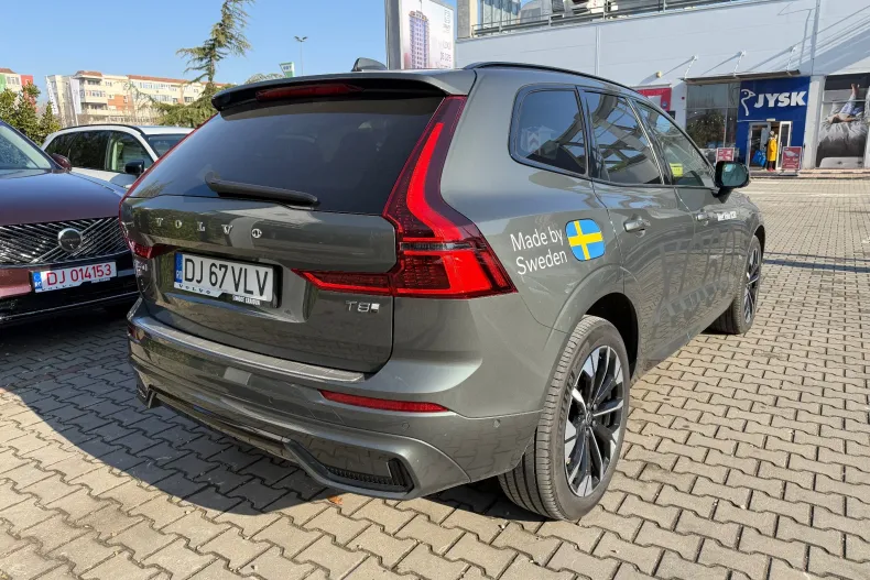 Volvo XC60 din 2025 cu 1.989 km - oferta VOL180165 - foto 4