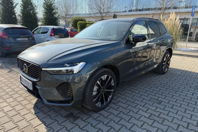 Volvo XC60 din 2025 cu 1.989 km - oferta VOL180165 - foto 8