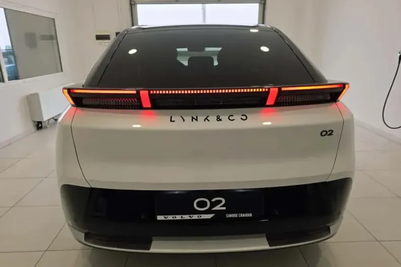 Lynk&Co 02 din 2024 cu 2 km - oferta LYN180166 - foto 7