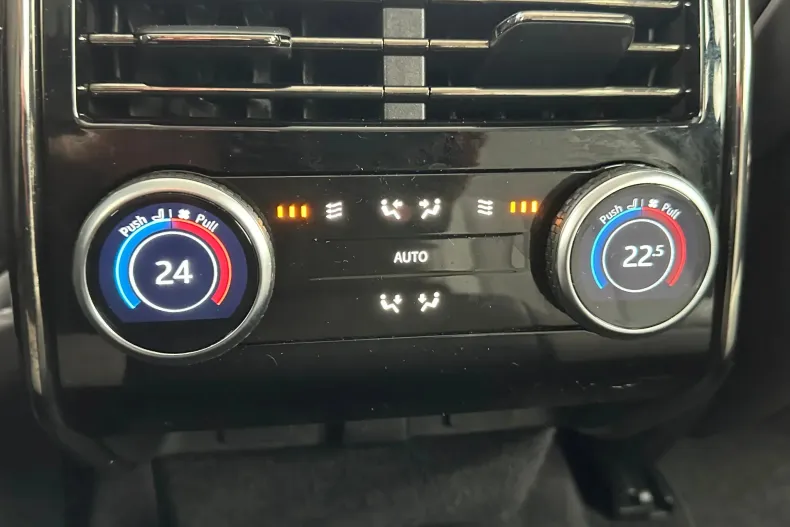 Land Rover Range Rover Sport din 2023 cu 7.700 km - oferta LAN180168 - foto 16