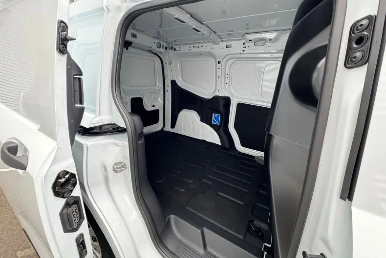 Ford Courier din 2025 cu 1 km - oferta FOR180172 - foto 14