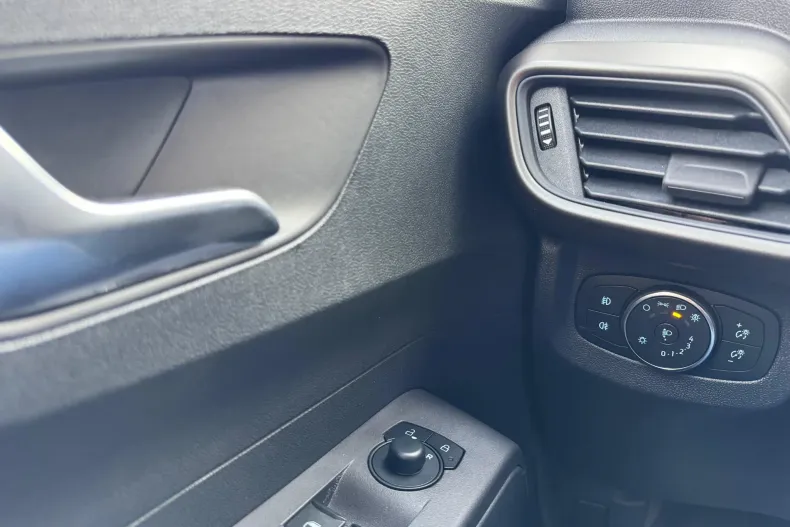 Ford Courier din 2025 cu 1 km - oferta FOR180173 - foto 4