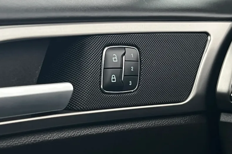 Ford Mondeo din 2020 cu 161.000 km - oferta FOR180174 - foto 25