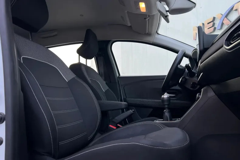 Dacia Sandero din 2023 cu 71.000 km - oferta DAC180175 - foto 8