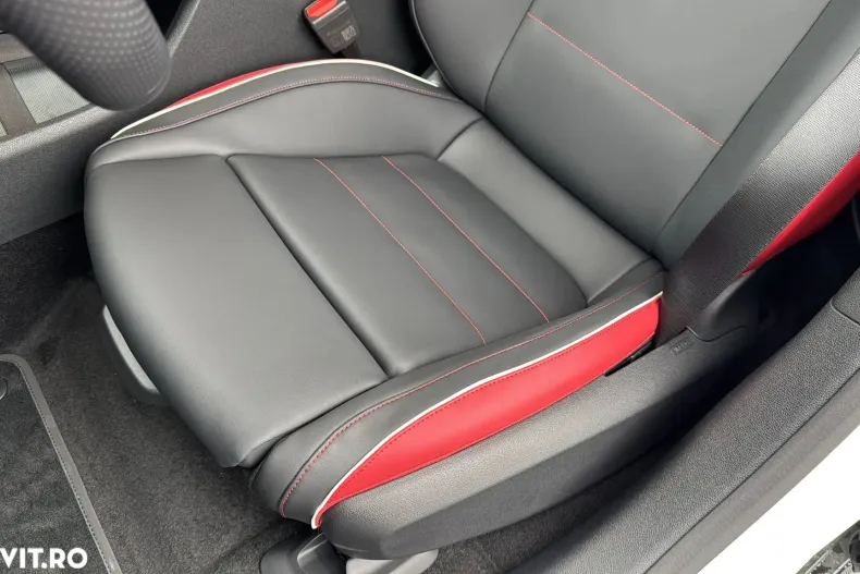 Mercedes-Benz CLA (Clasa CLA) din 2025 cu 3.000 km - oferta MER180177 - foto 12