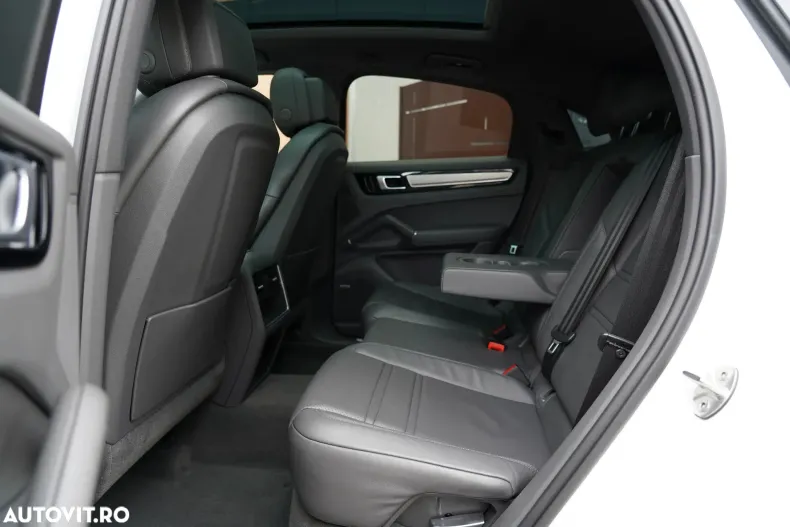Porsche Cayenne Coupe din 2020 cu 147.951 km - oferta POR180178 - foto 10