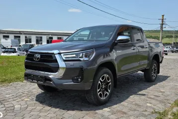 Toyota Hilux din 2025 - oferta TOY180183