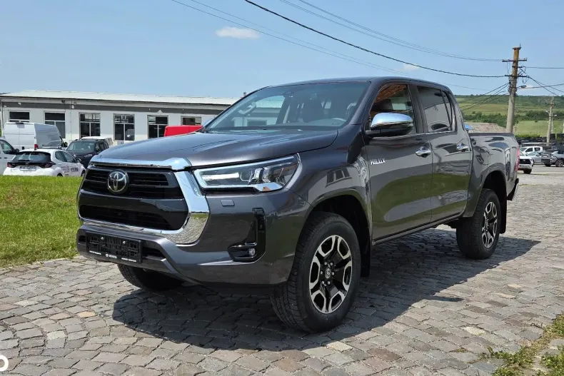 Toyota Hilux din 2025 cu 36 km - oferta TOY180183 - foto 1