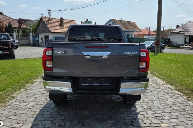 Toyota Hilux din 2025 cu 36 km - oferta TOY180183 - foto 4