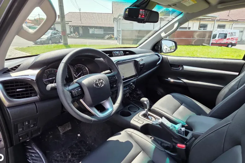 Toyota Hilux din 2025 cu 36 km - oferta TOY180183 - foto 9