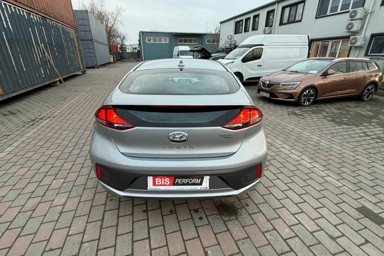 Hyundai IONIQ din 2020 cu 61.832 km - oferta HYU180184 - foto 8