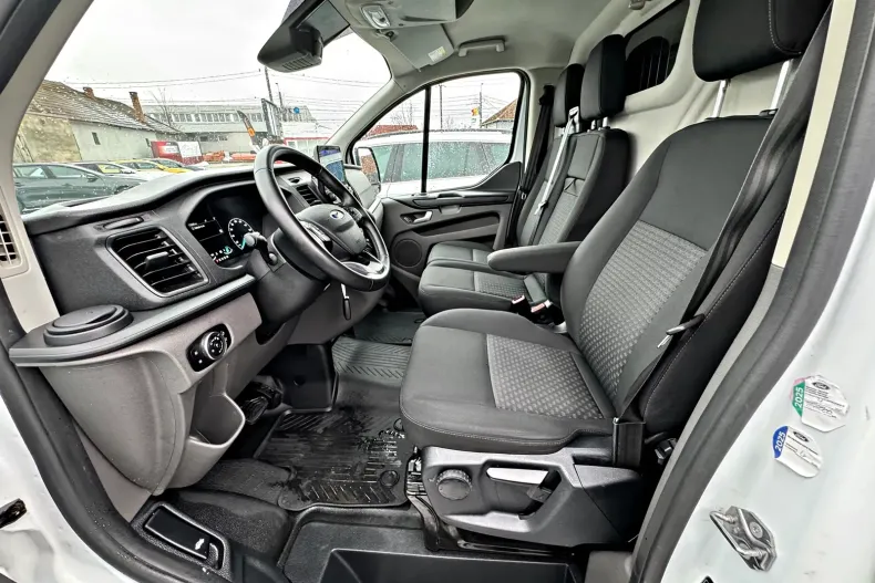Ford Transit Custom din 2022 cu 176.386 km - oferta FOR180187 - foto 5