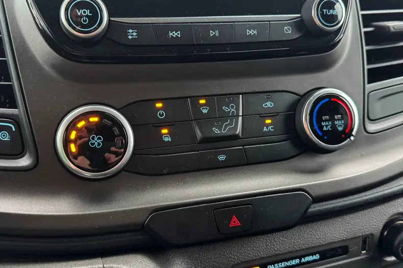 Ford Transit Custom din 2022 cu 176.386 km - oferta FOR180187 - foto 10