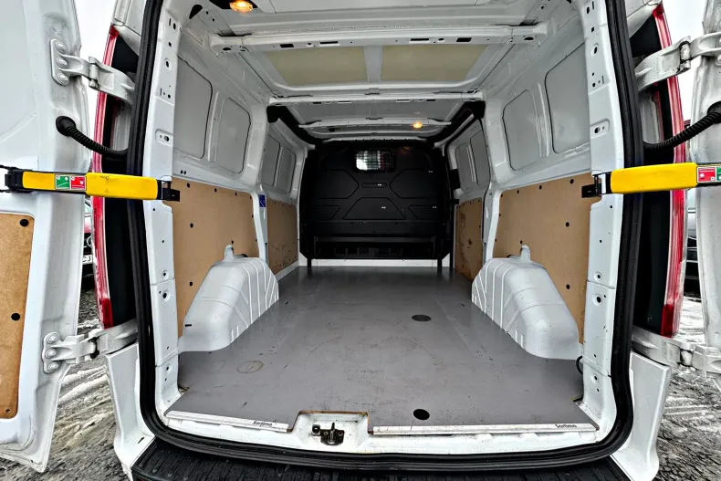 Ford Transit Custom din 2022 cu 176.386 km - oferta FOR180187 - foto 24