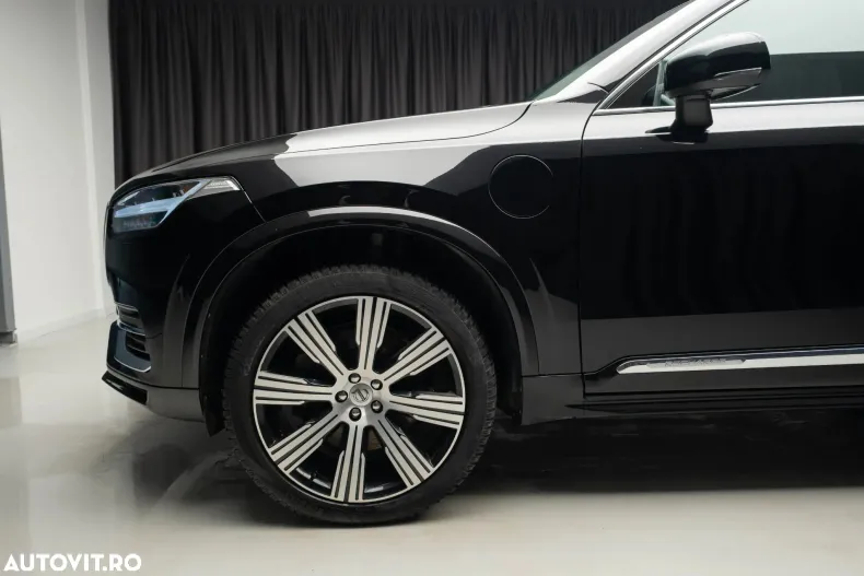 Volvo XC90 din 2022 cu 82.470 km - oferta VOL180192 - foto 9