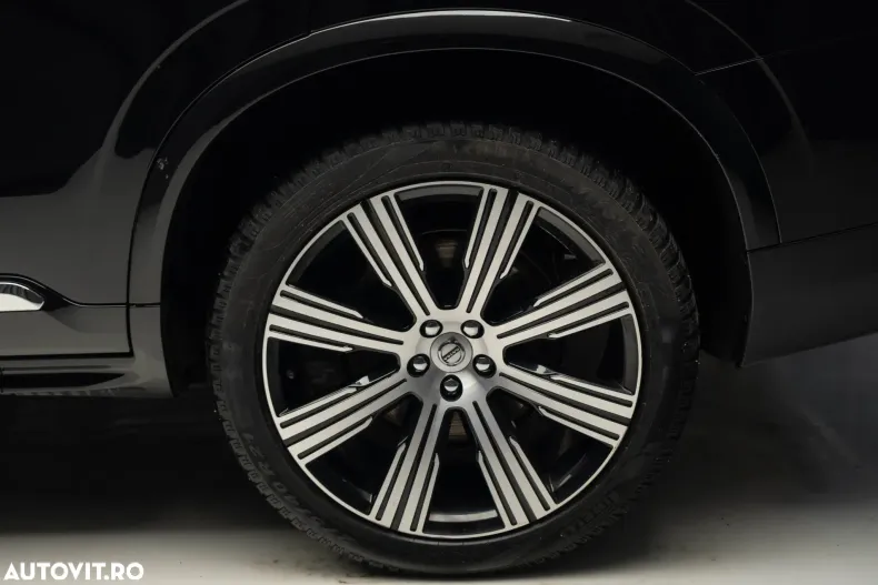Volvo XC90 din 2022 cu 82.470 km - oferta VOL180192 - foto 13