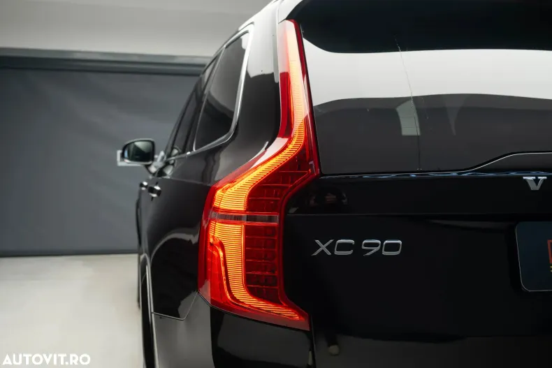 Volvo XC90 din 2022 cu 82.470 km - oferta VOL180192 - foto 14
