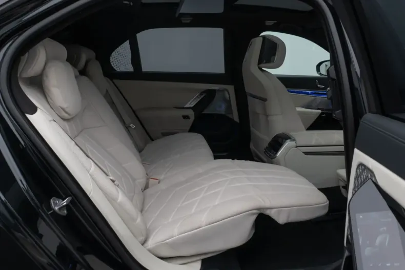 BMW M760 din 2024 cu 58.713 km - oferta BMW180205 - foto 5