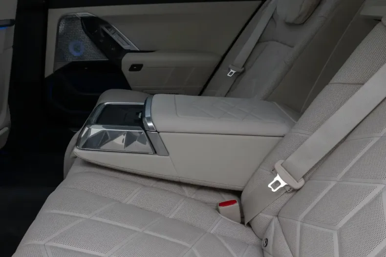 BMW M760 din 2024 cu 58.713 km - oferta BMW180205 - foto 27