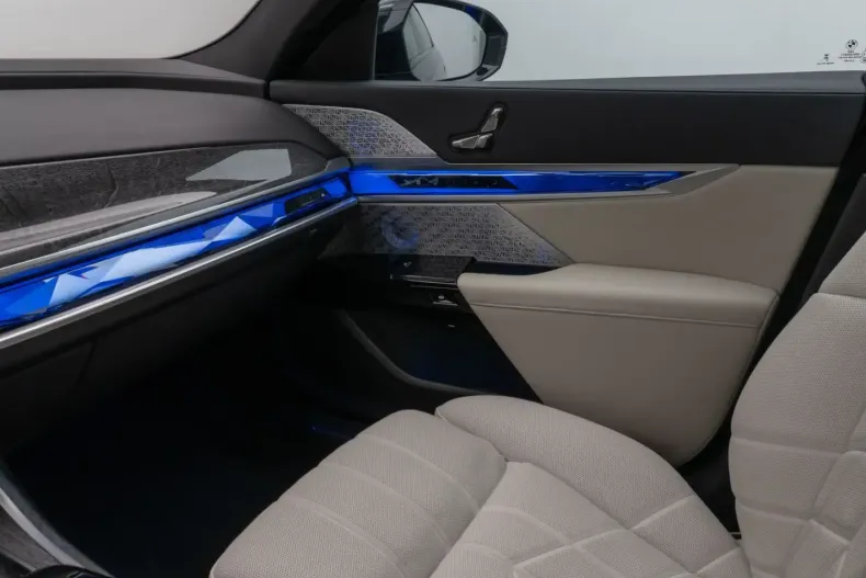 BMW M760 din 2024 cu 58.713 km - oferta BMW180205 - foto 35