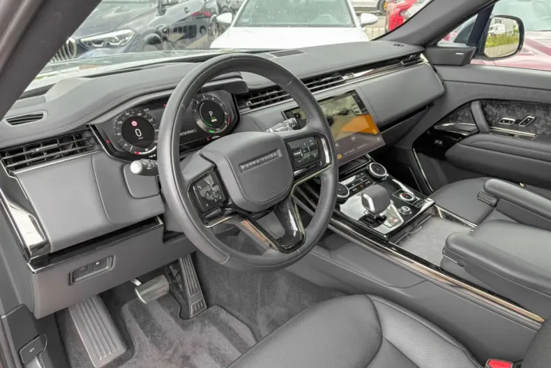 Land Rover Range Rover Sport din 2023 cu 44.500 km - oferta LAN180213 - foto 4