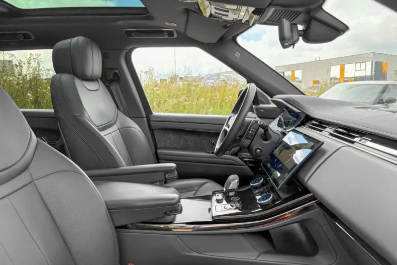 Land Rover Range Rover Sport din 2023 cu 44.500 km - oferta LAN180213 - foto 13