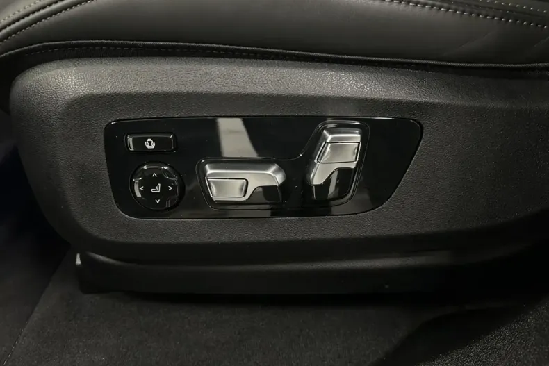 BMW X6 (Seria X) din 2025 cu 10.000 km - oferta BMW180220 - foto 30