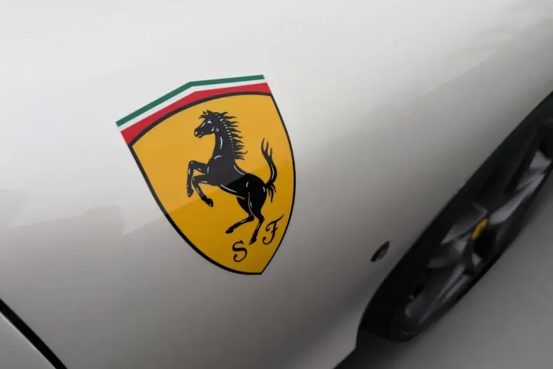 Ferrari Roma din 2024 cu 8.300 km - oferta FER180221 - foto 10