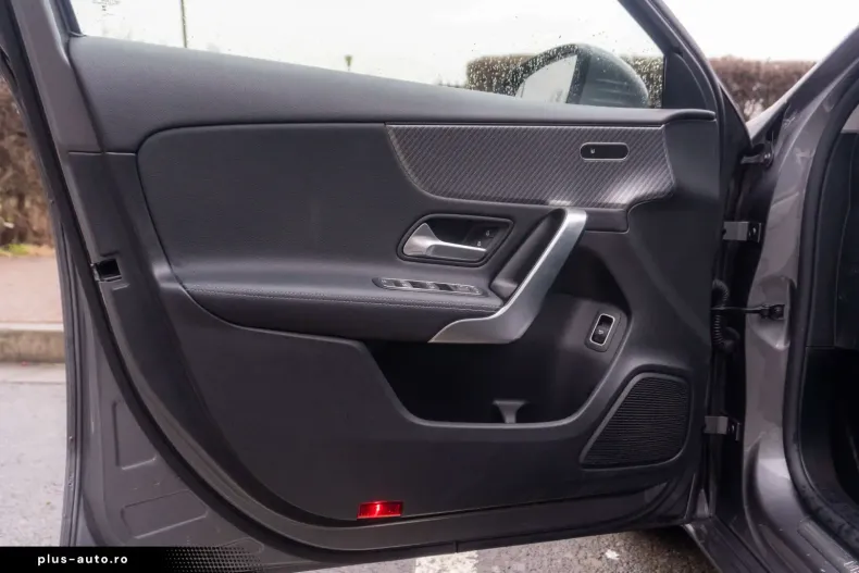 Mercedes-Benz A 220 din 2023 cu 41.221 km - oferta MER180227 - foto 11