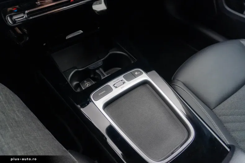 Mercedes-Benz A 220 din 2023 cu 41.221 km - oferta MER180227 - foto 26