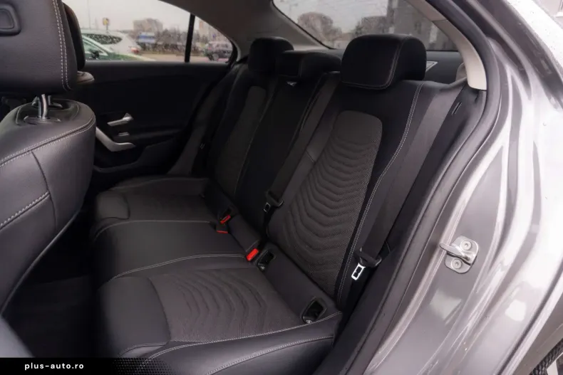 Mercedes-Benz A 220 din 2023 cu 41.221 km - oferta MER180227 - foto 31