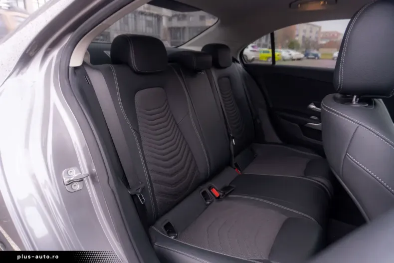 Mercedes-Benz A 220 din 2023 cu 41.221 km - oferta MER180227 - foto 33