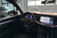 Volkswagen Touareg din 2022 cu 83.792 km - oferta VOL180232 - foto 9