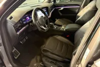 Volkswagen Touareg din 2022 cu 83.792 km - oferta VOL180232 - foto 11