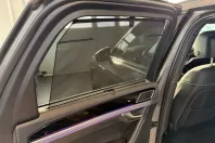 Volkswagen Touareg din 2022 cu 83.792 km - oferta VOL180232 - foto 14