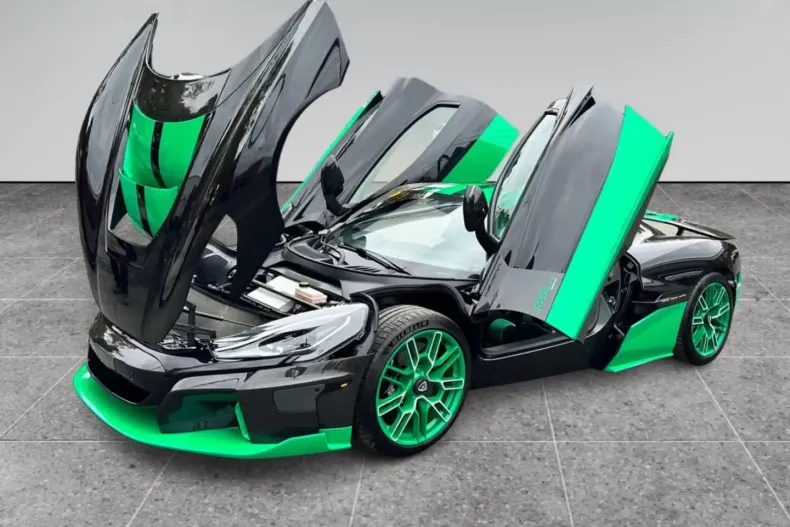 Rimac Nevera din 2023 cu 3.000 km - oferta RIM180234 - foto 2