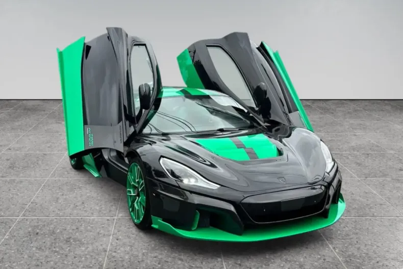 Rimac Nevera din 2023 cu 3.000 km - oferta RIM180234 - foto 6