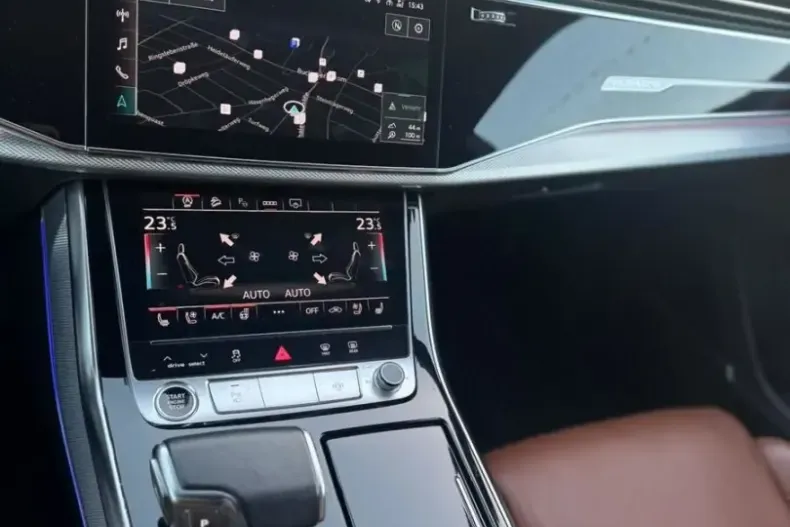 Audi Q8 din 2022 cu 84.888 km - oferta AUD180243 - foto 27