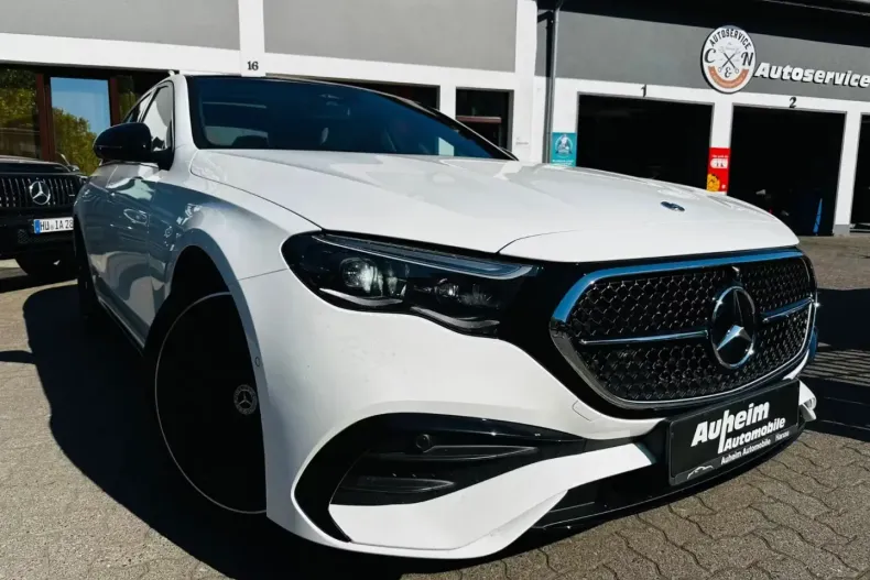 Mercedes-Benz E 200 din 2024 cu 20 km - oferta MER180245 - foto 1