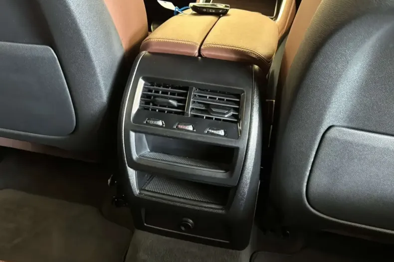 BMW X6 (Seria X) din 2024 cu 15.658 km - oferta BMW180250 - foto 11