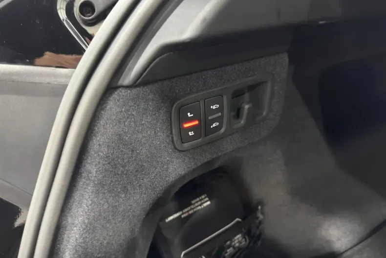 Lamborghini Urus din 2024 cu 52.400 km - oferta LAM180251 - foto 27