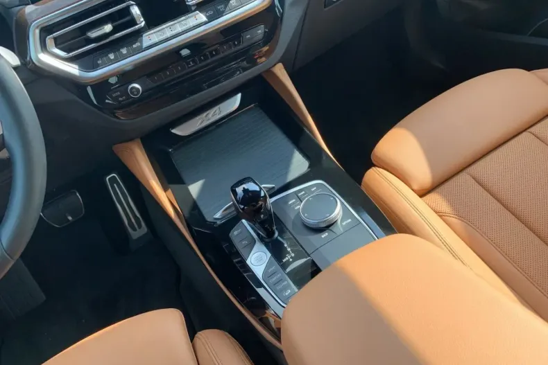 BMW X4 (Seria X) din 2024 cu 9.990 km - oferta BMW180259 - foto 10