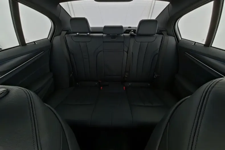 BMW 530 (Seria 5) din 2021 cu 45.163 km - oferta BMW180265 - foto 16