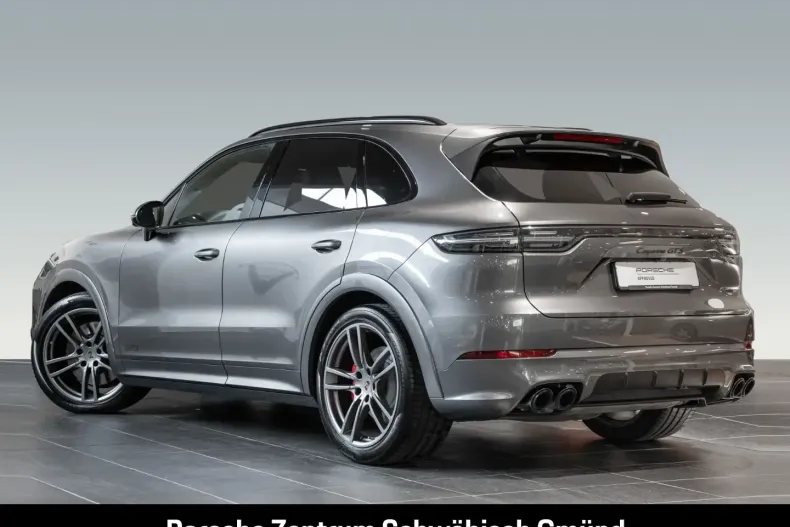 Porsche Cayenne din 2023 cu 49.500 km - oferta POR180271 - foto 3