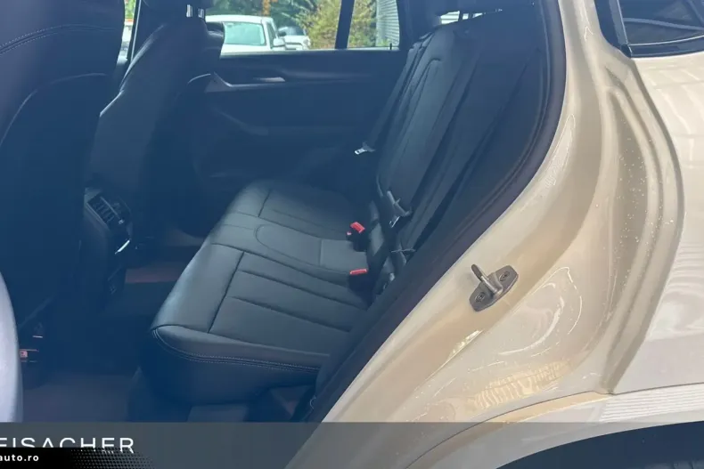 BMW X4 (Seria X) din 2025 cu 17.271 km - oferta BMW180276 - foto 8