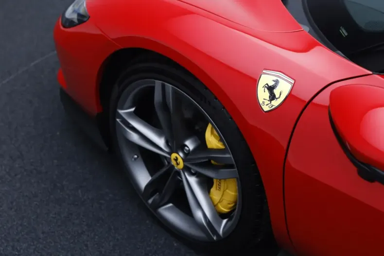 Ferrari 296 GTB din 2024 cu 1.400 km - oferta FER180281 - foto 26