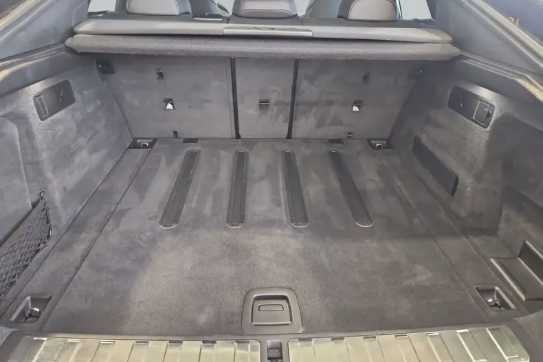 BMW X6 M (Seria X) din 2025 cu 16.363 km - oferta BMW180285 - foto 16