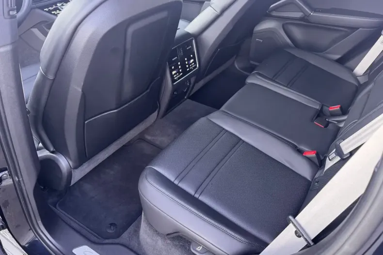 Porsche Cayenne din 2023 cu 54.000 km - oferta POR180288 - foto 8