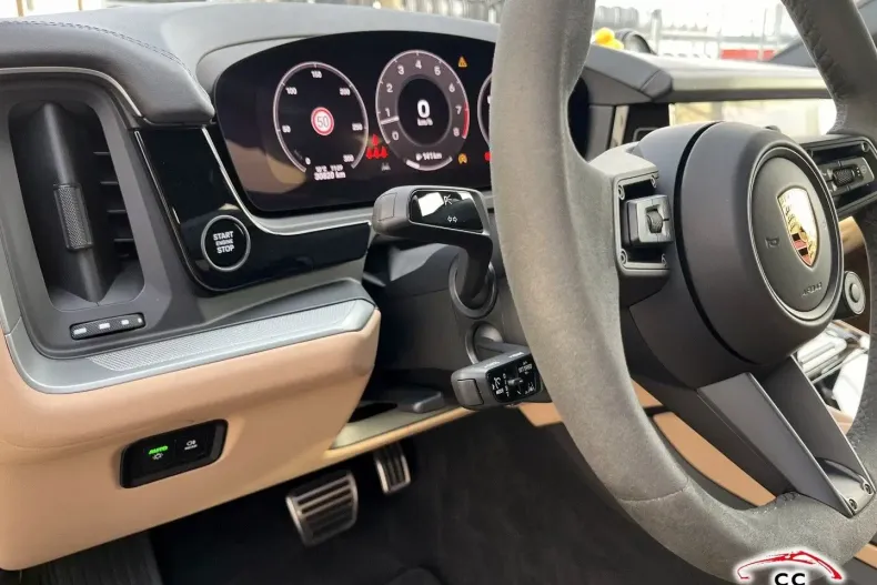 Porsche Cayenne din 2023 cu 30.000 km - oferta POR180290 - foto 19