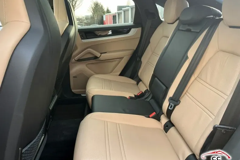 Porsche Cayenne din 2023 cu 30.000 km - oferta POR180290 - foto 27